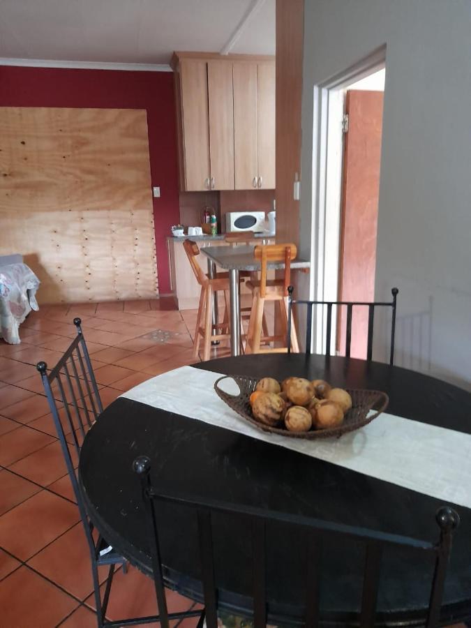 Platberg Self-Catering Bed & Breakfast Harrismith Exterior photo