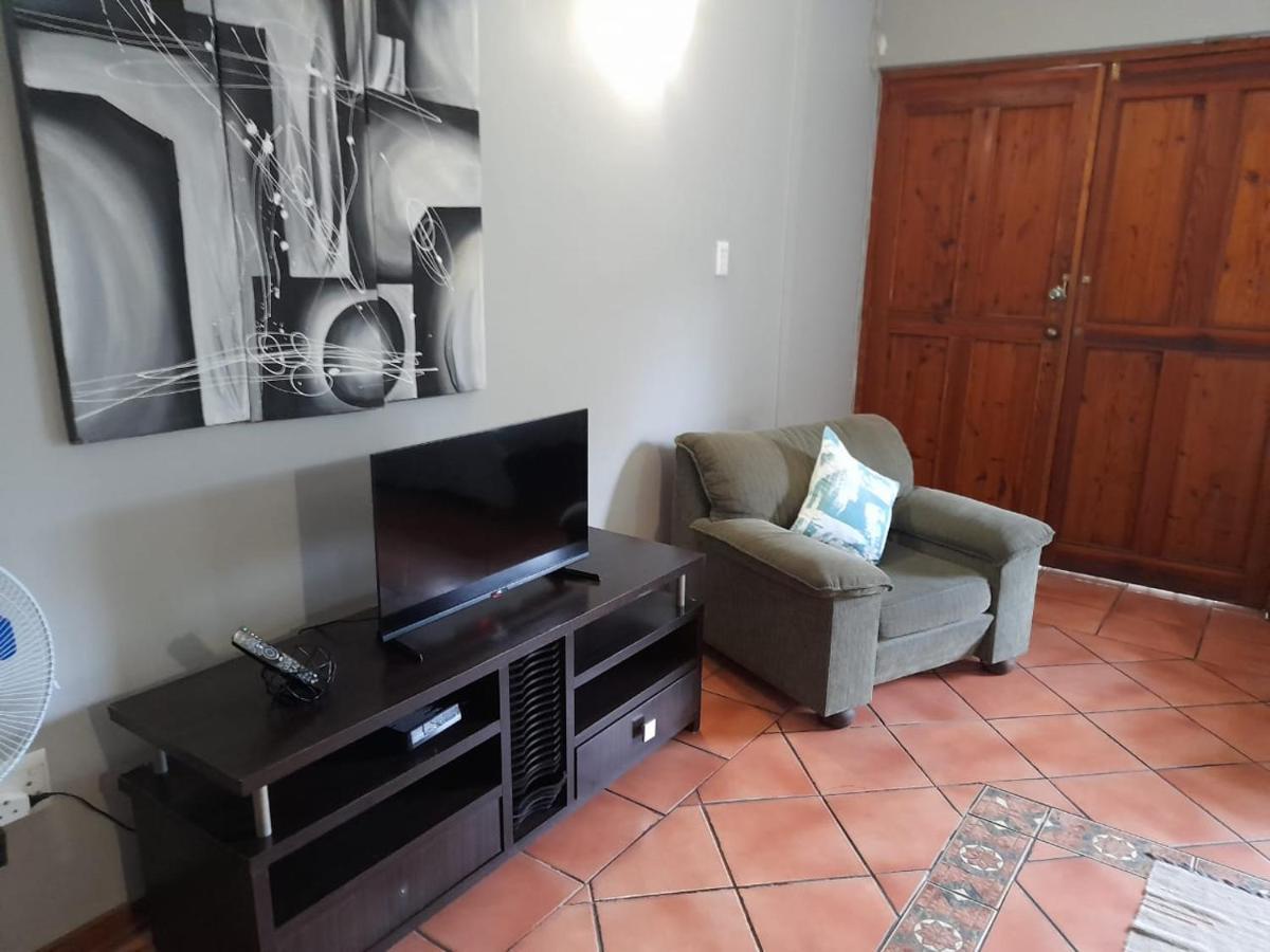 Platberg Self-Catering Bed & Breakfast Harrismith Exterior photo