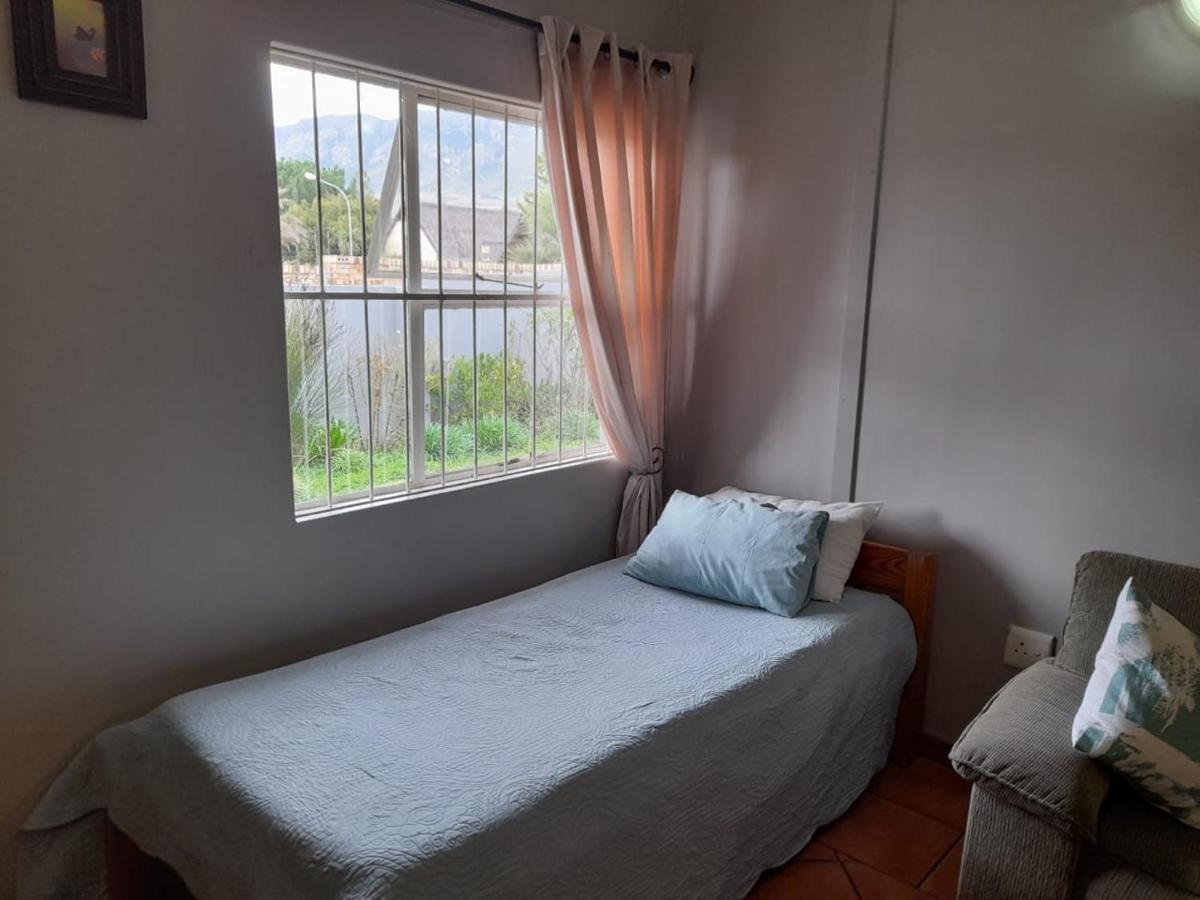 Platberg Self-Catering Bed & Breakfast Harrismith Exterior photo