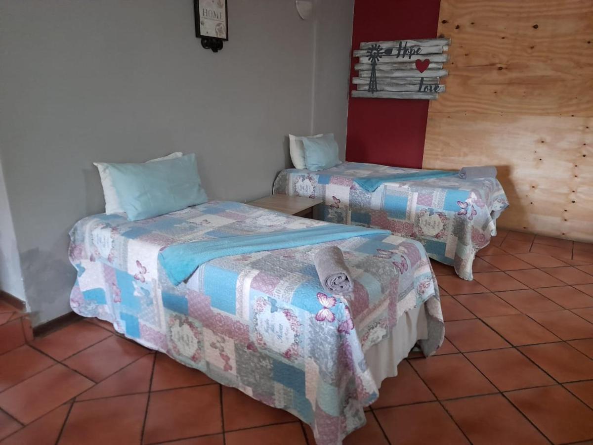Platberg Self-Catering Bed & Breakfast Harrismith Exterior photo